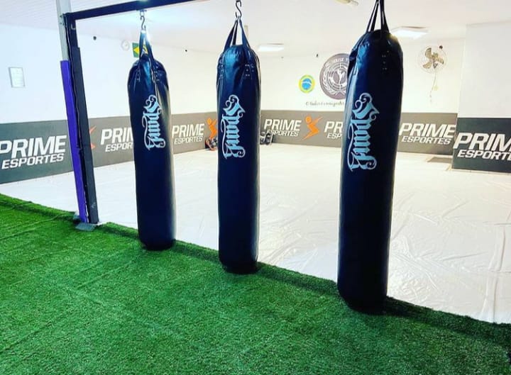 Academia Artes Marciais QG House Team Jiu Jitsu, Muay, Thai, Boxe, Kung Fu e MMA